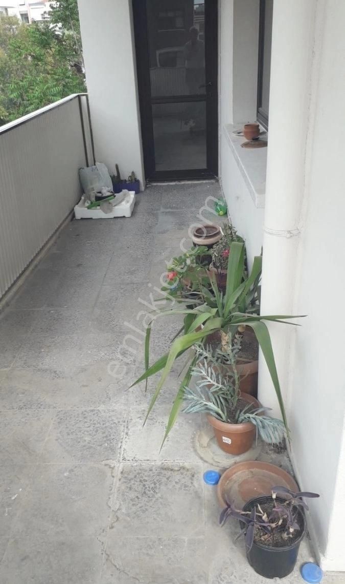 Karşıyaka Bostanlıda Kiralık Asansörlü 3+1 Daire - Görsel 9