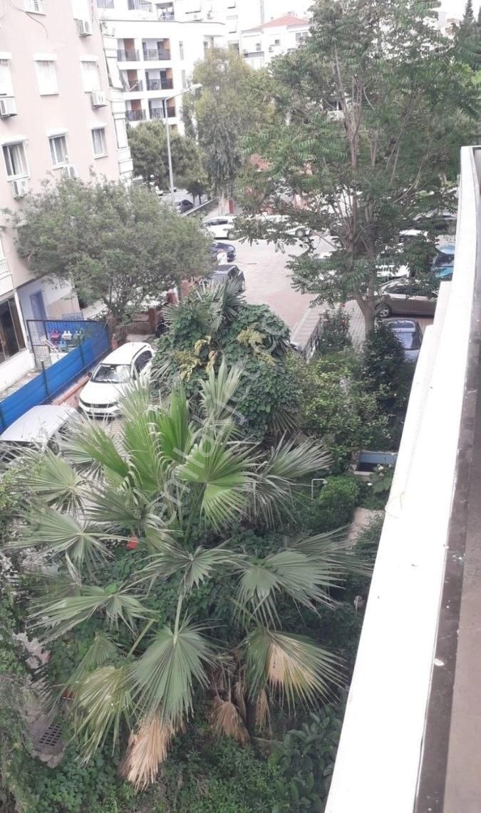 Karşıyaka Bostanlıda Kiralık Asansörlü 3+1 Daire - Görsel 6