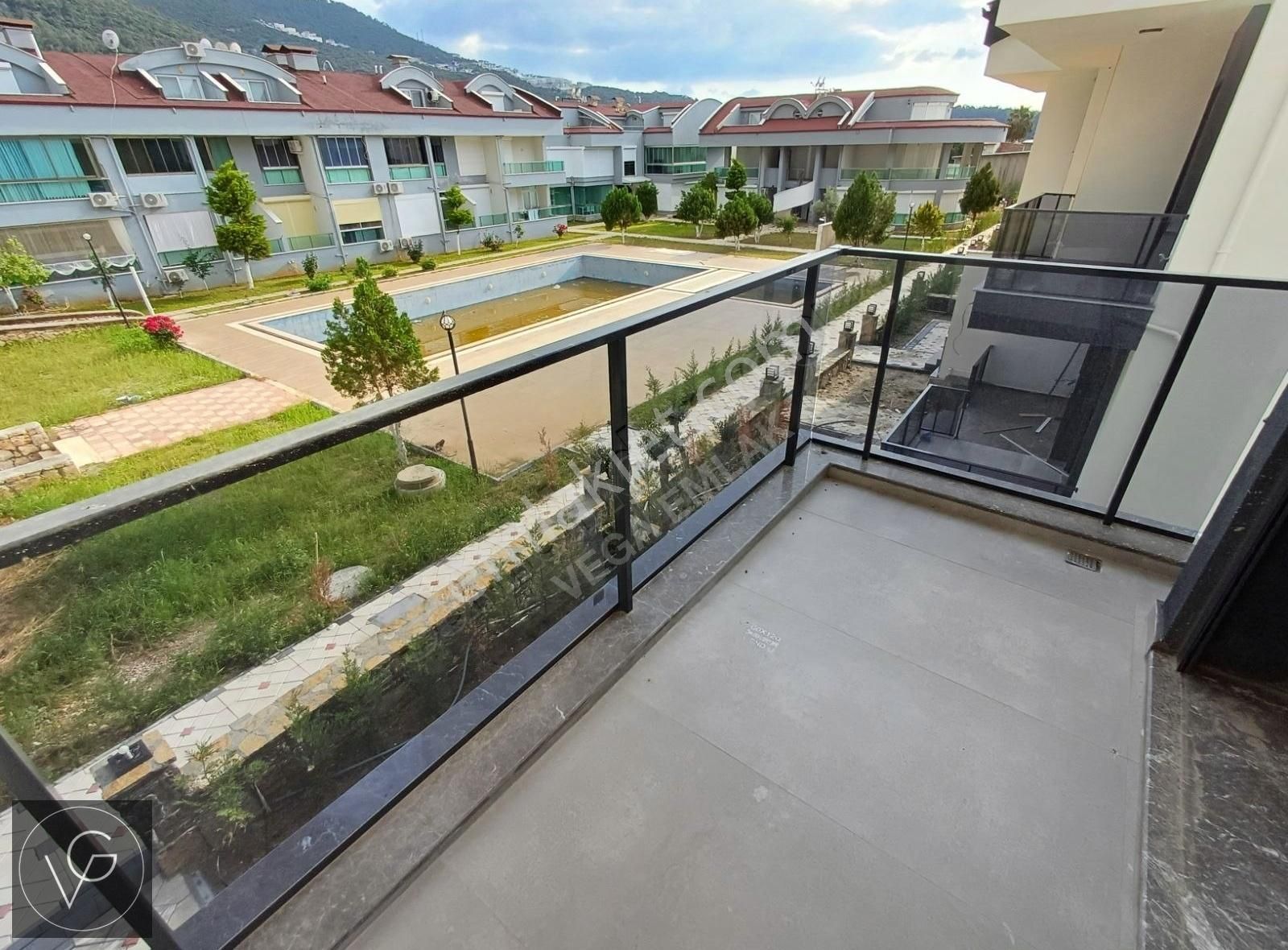 Didim Akbük Merkezde 4+1 Doğa Ve Deniz Manzaralı Villa - Görsel 13