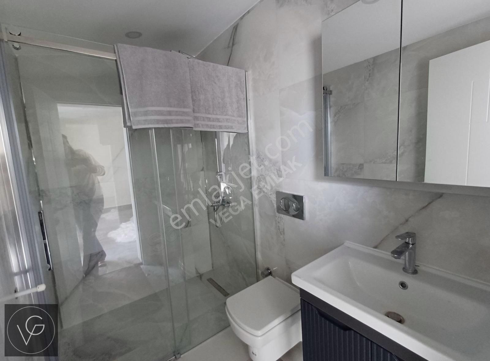Didim Akbük Merkezde 4+1 Doğa Ve Deniz Manzaralı Villa - Görsel 28