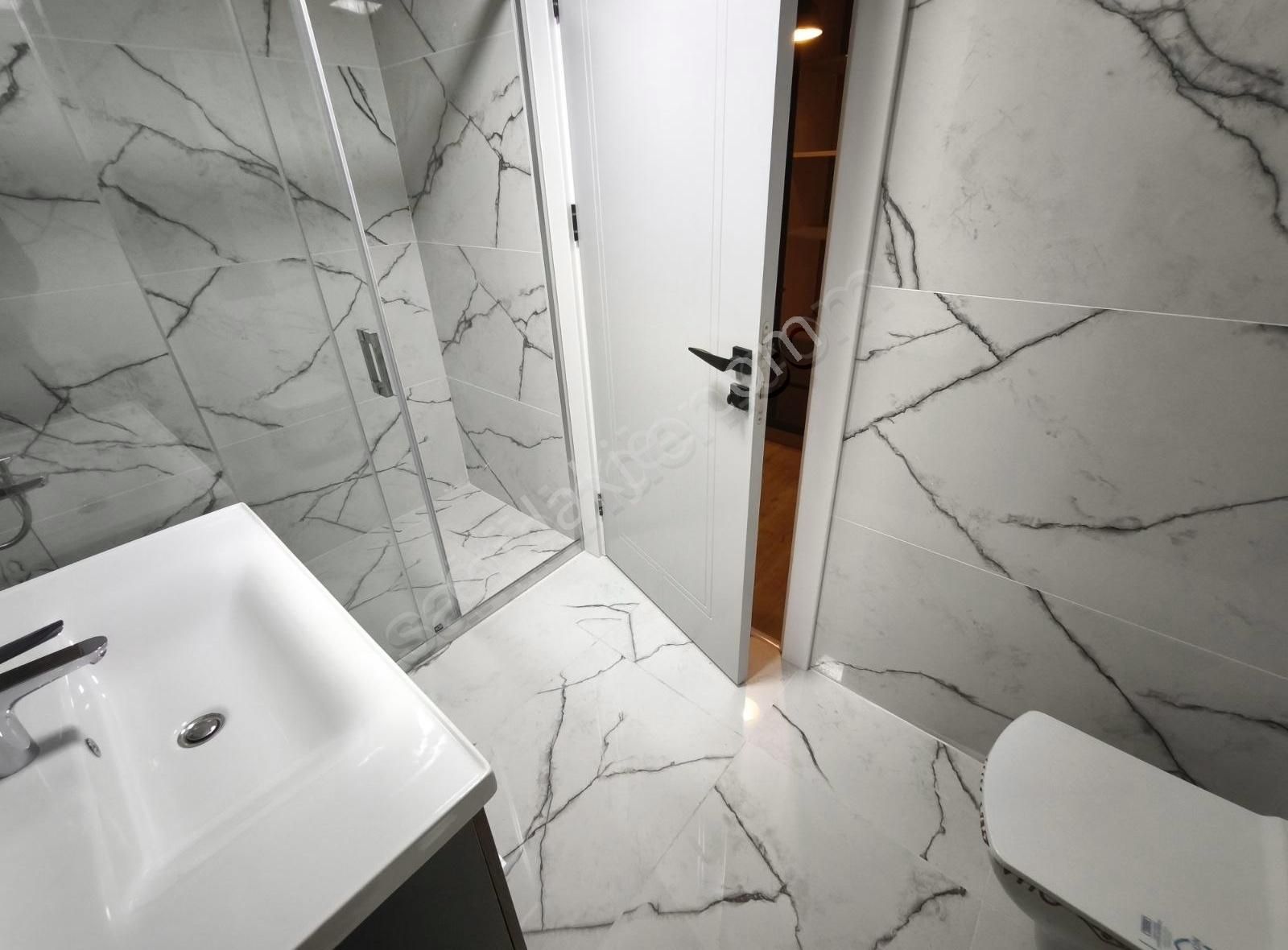 Bulvar Üzerinde Sıfır Lüks Daire - Görsel 19