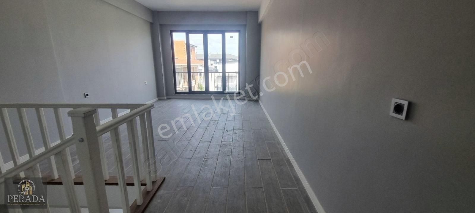 Kartepe Naz Residans'ta Satılık 1+1 Dubleks Daire