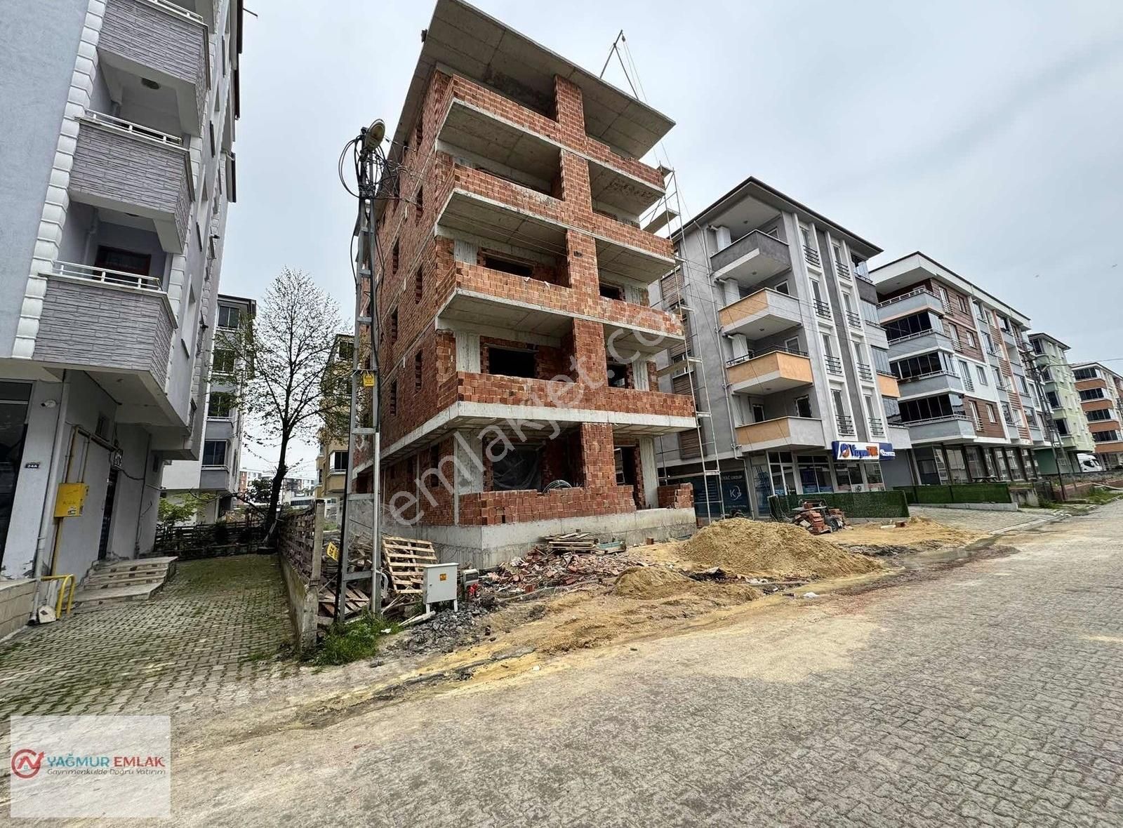 Yağmur Emlak'tan Satılık 1+1 Sıfır Fırsat Daire