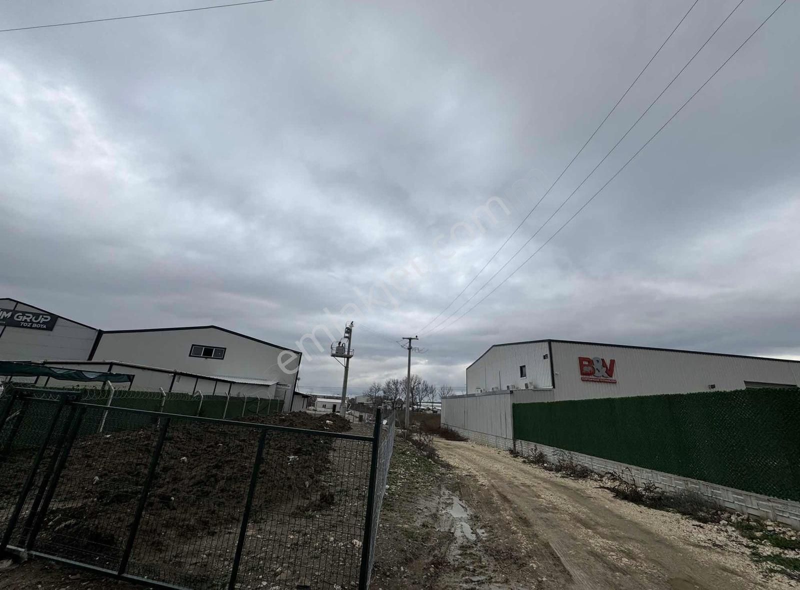 Ürünlüde Fırsat Arazi