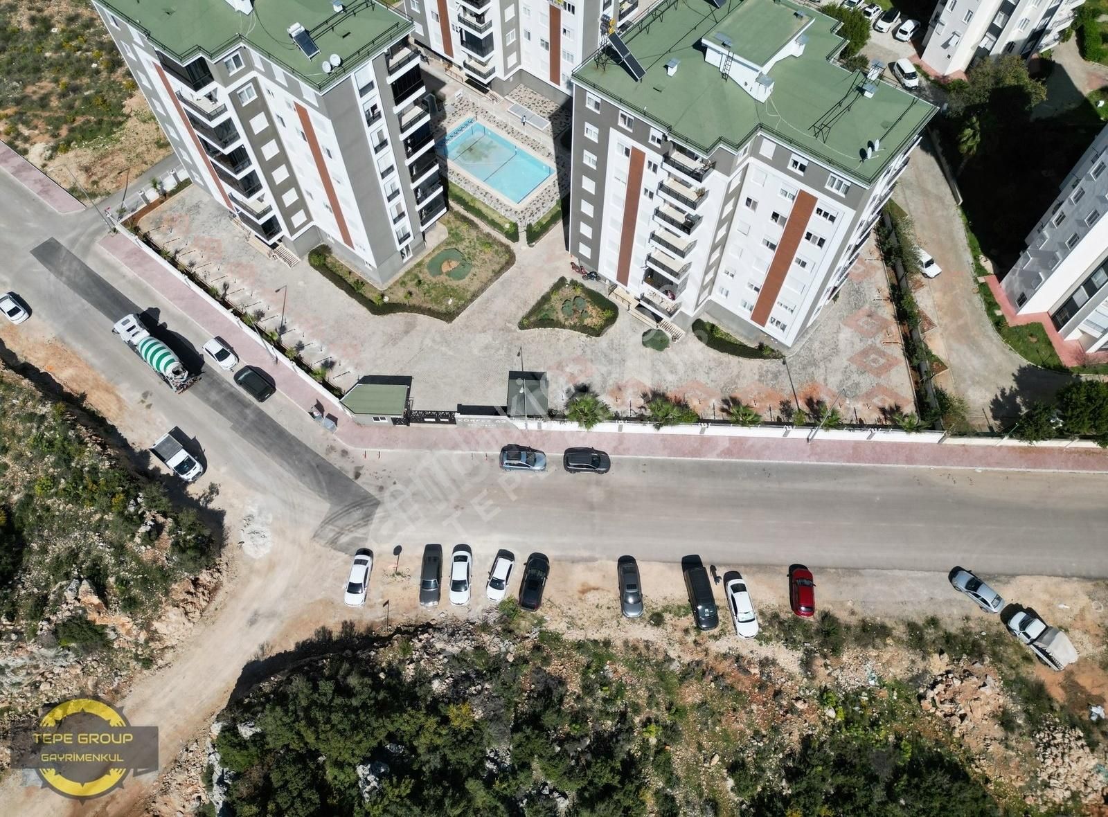 Kepez Çankaya Mahallesinde 3+1 140 M2 Site İçerisinde Lüks Daire