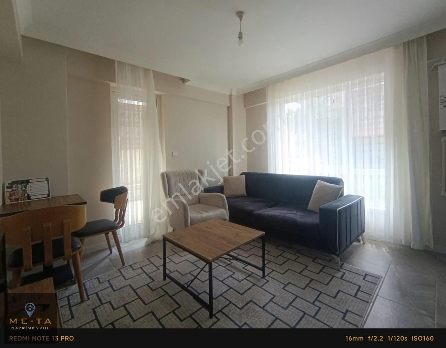 Me-ta Gayrimenkul'den Şehitlik Mah Eşyalı Kiralık 1+1 Daire