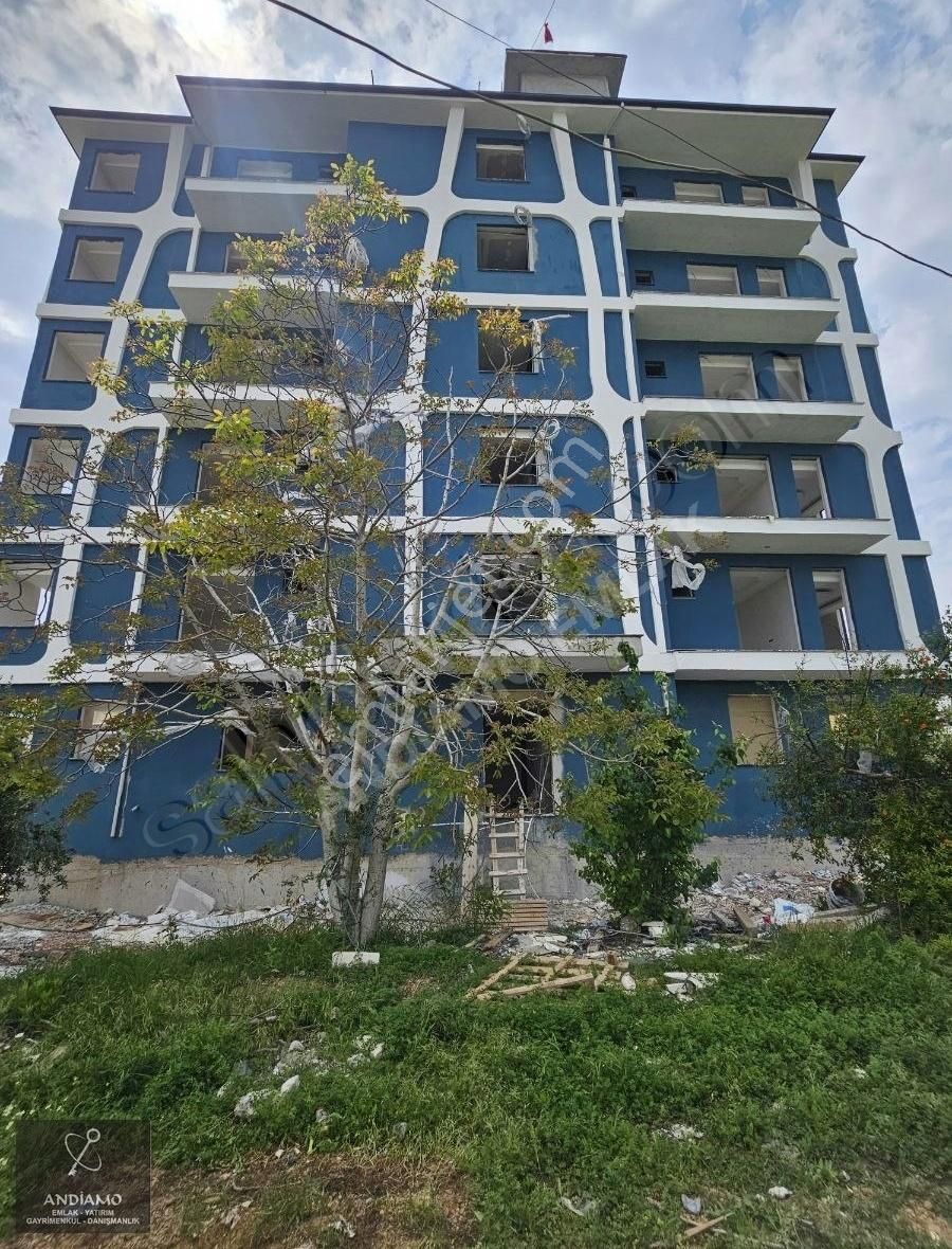 Akçaalan Mahallesi 2+1 Havuzlu Lüks Daire