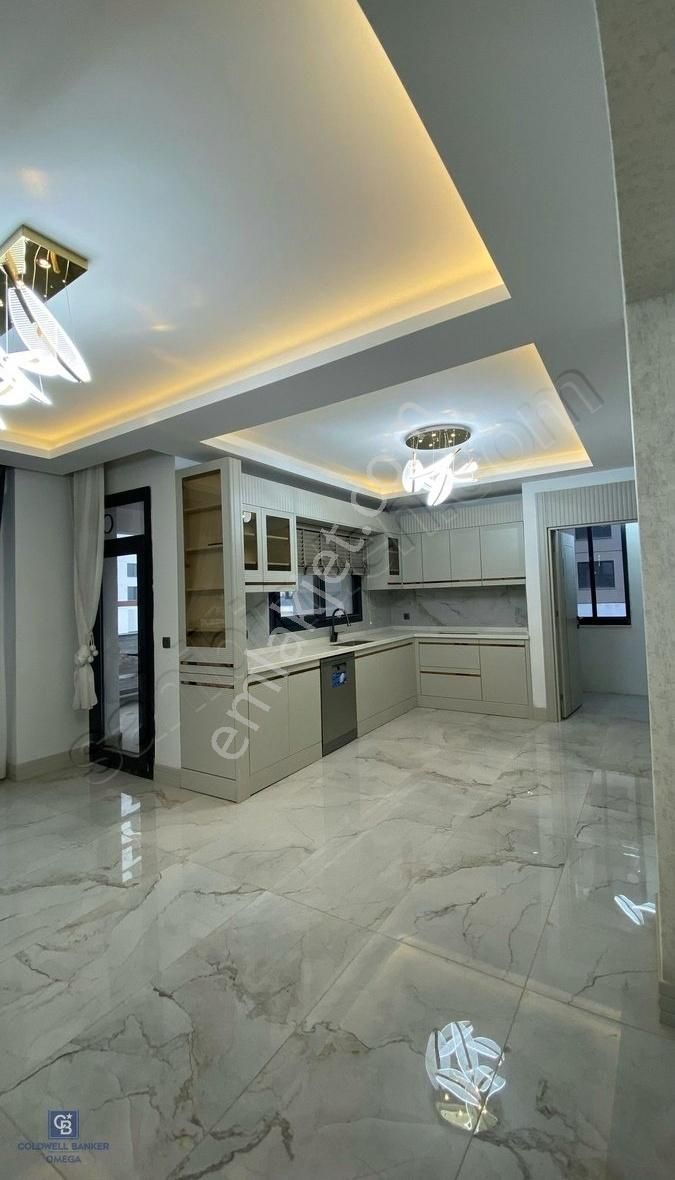 Coldwell Banker Omega'dan Satılık 4,5+1 Lüks Daire