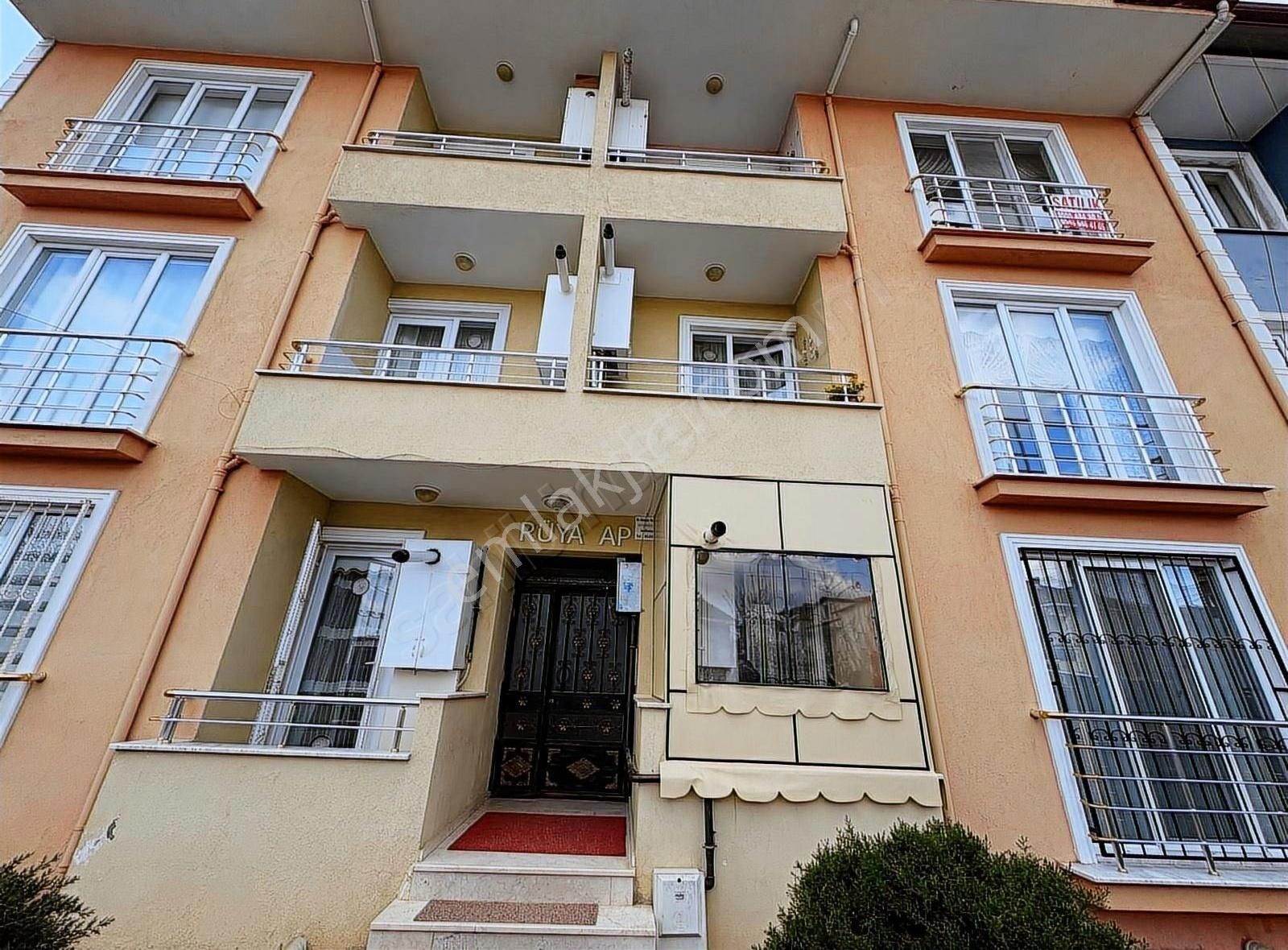 Kocaeli Derince Fatih Sultan Mh'de 4+1 190 M2 Dublex Daire