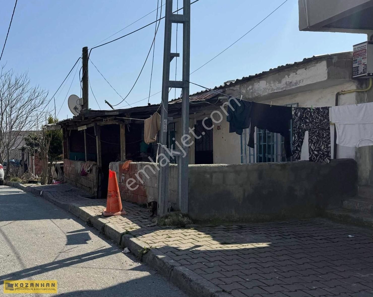 Sonevlerde Satılık 2+1 Mustakil Yapısı Olan 140 M2 Hisseli Arsa