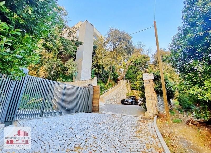 İstinye Sahil'de Muhteşem Boğaz Ve Marina Manzaralı Daire