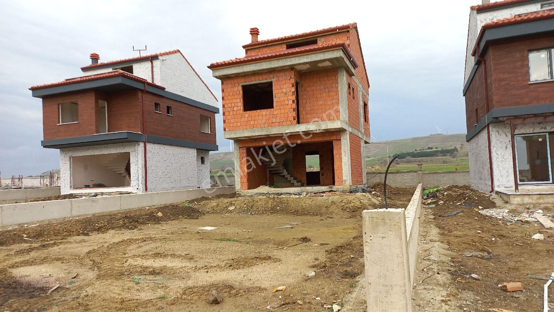 Şehir Değişikliği Nedeniyle Sahibinden Satılık Villa...