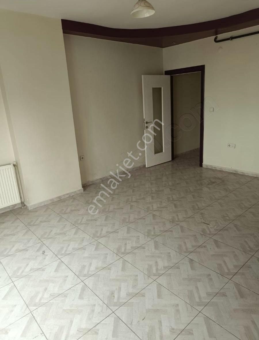 Burak Gros Arkası Kiralık Arakat 2+1 Daire