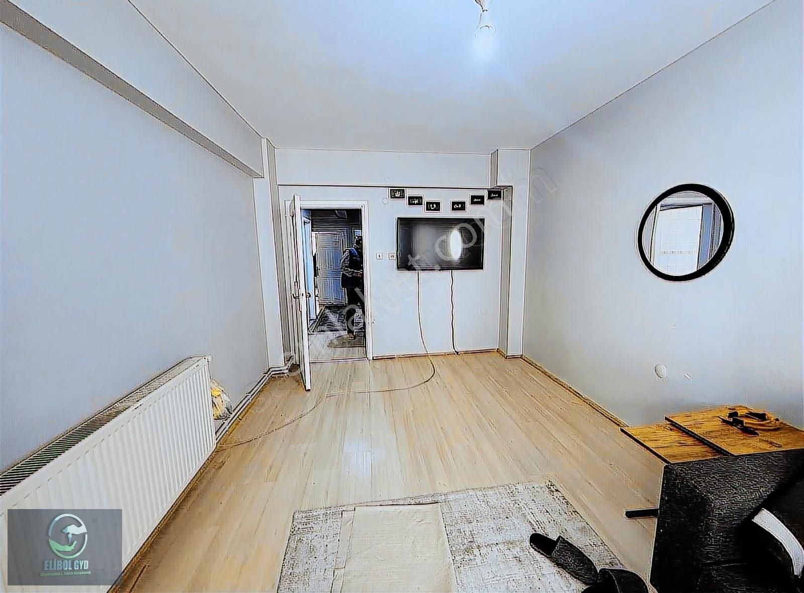 Yenidoğan 48 Sokak Ana Cadde Üzeri 2+1