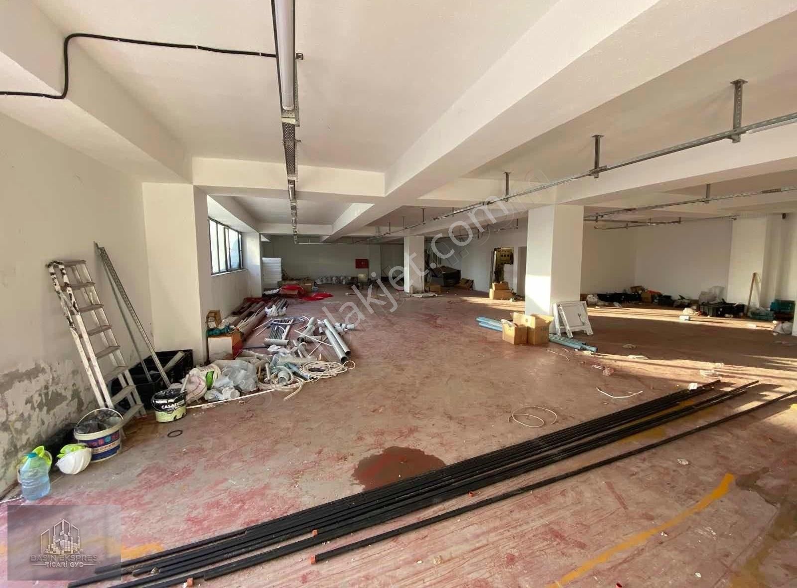 Sulyapıdan Komple Satılık Bina 3500 M2 - Görsel 2