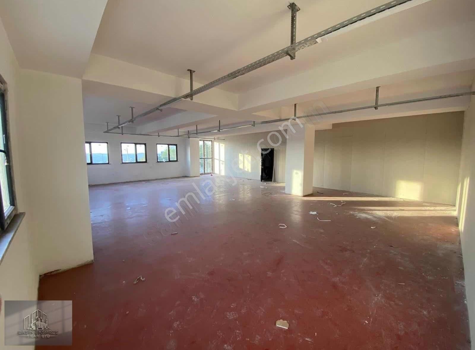 Sulyapıdan Komple Satılık Bina 3500 M2 - Görsel 3