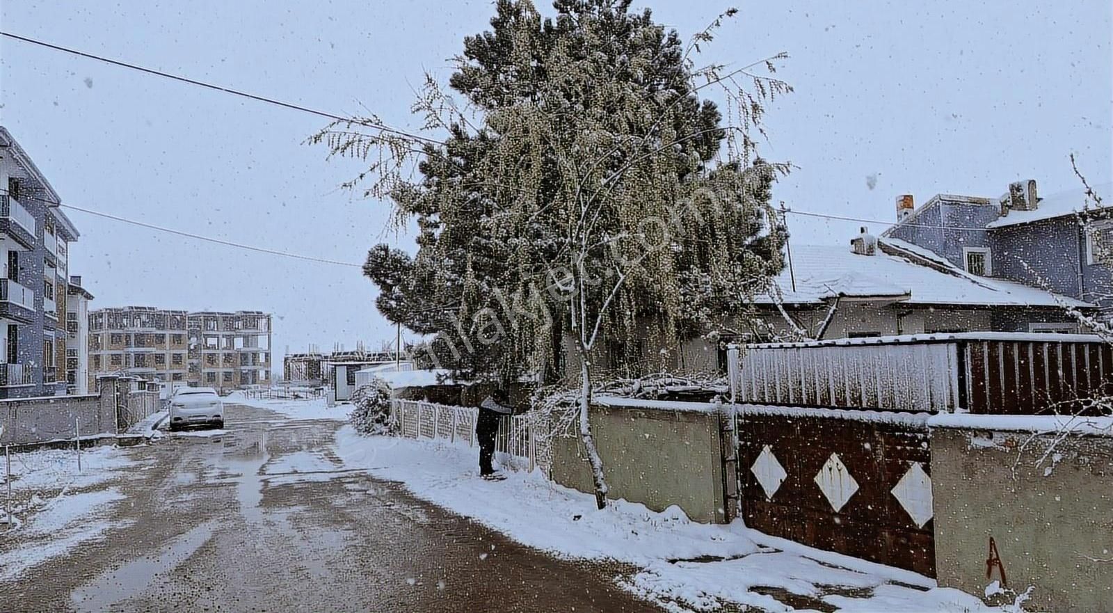 Fırsat !!! Satılık Arsa İçinde Müstakil Ev Yatırım Arazi