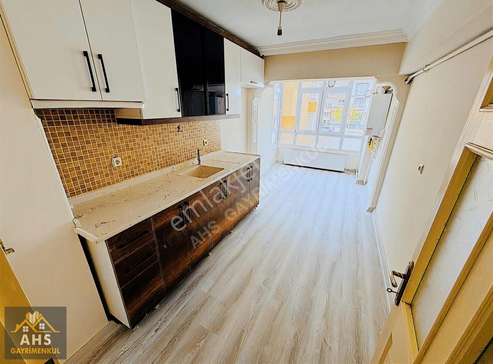 Sincan Pınarbaşı Mah. 2+1kat Konumunda Geniş 80 M2 Depolu Daire