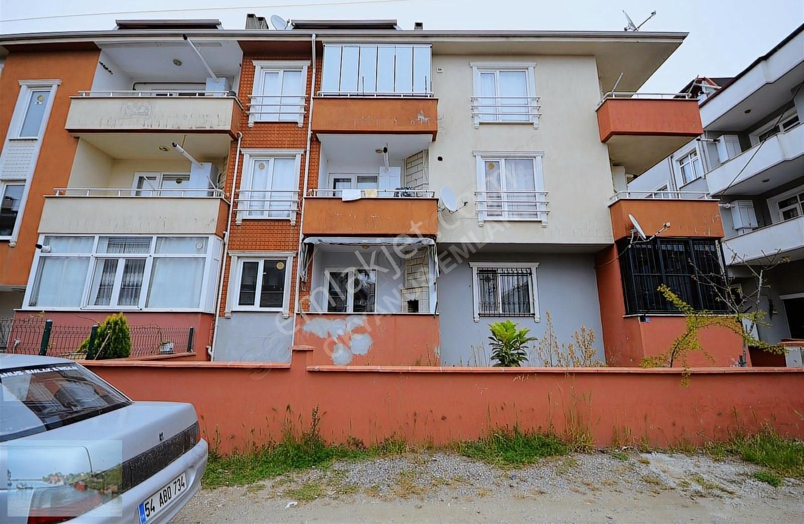 Karasu Sahilde Müstakil Yaşam Denize Yakın Daire Okyanusta
