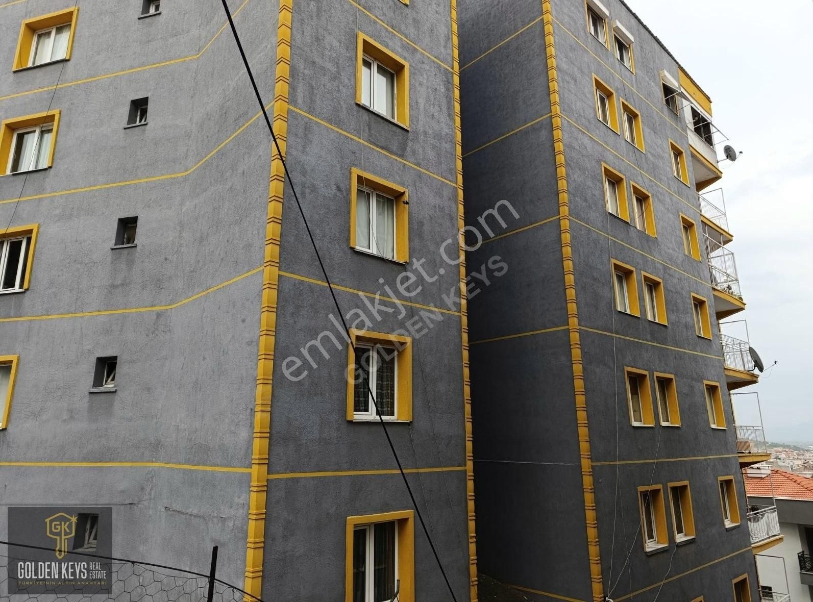 Bergama Zafer Mah.çamlıpark Mevkii 3+1 Satılık Daire Manzaralı