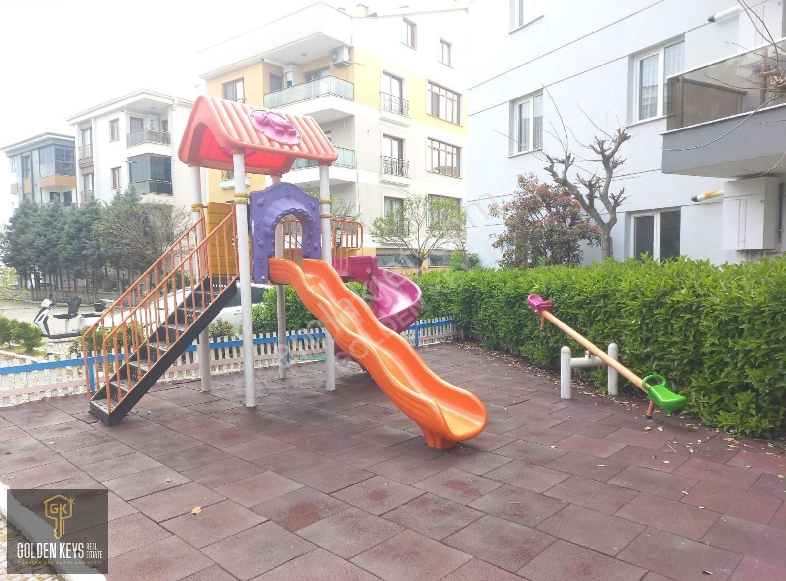 Fatih Mahallesi Aslı Garden Sitesinde Kiralık 3+1 Daire