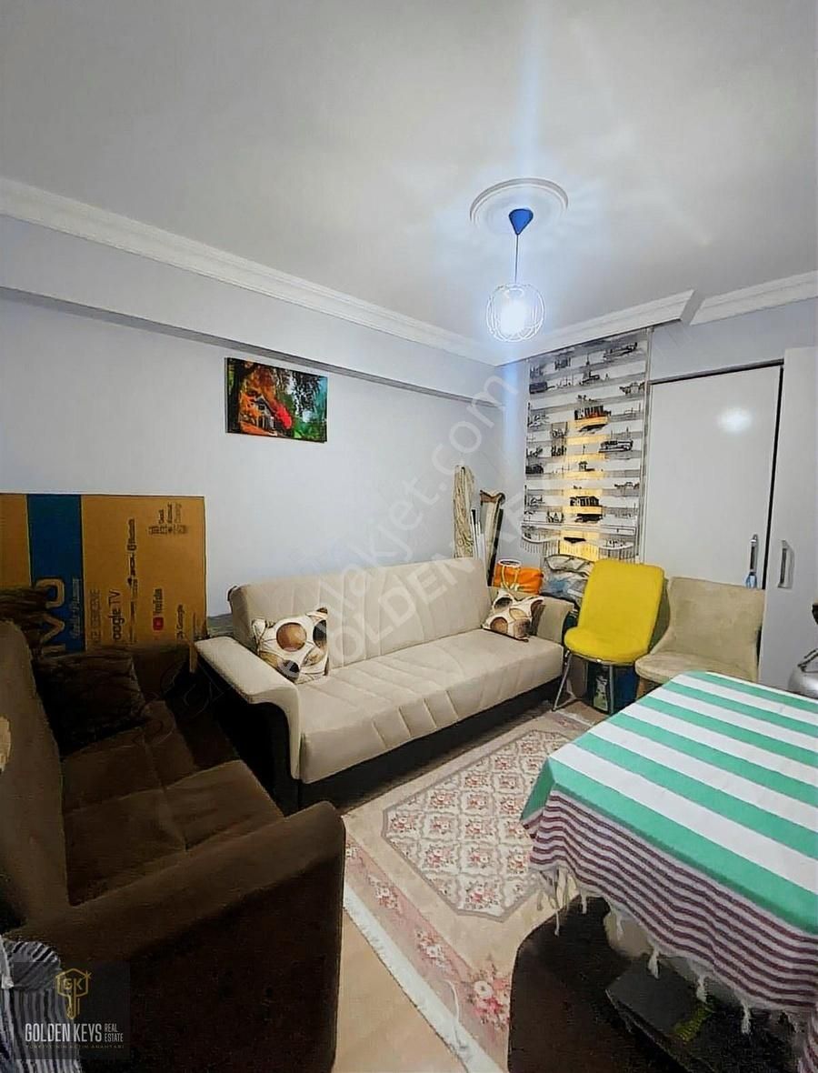 Dikili Merkezde Ana Caddeye Yakın 4+1 Satılık Dubleks Daire