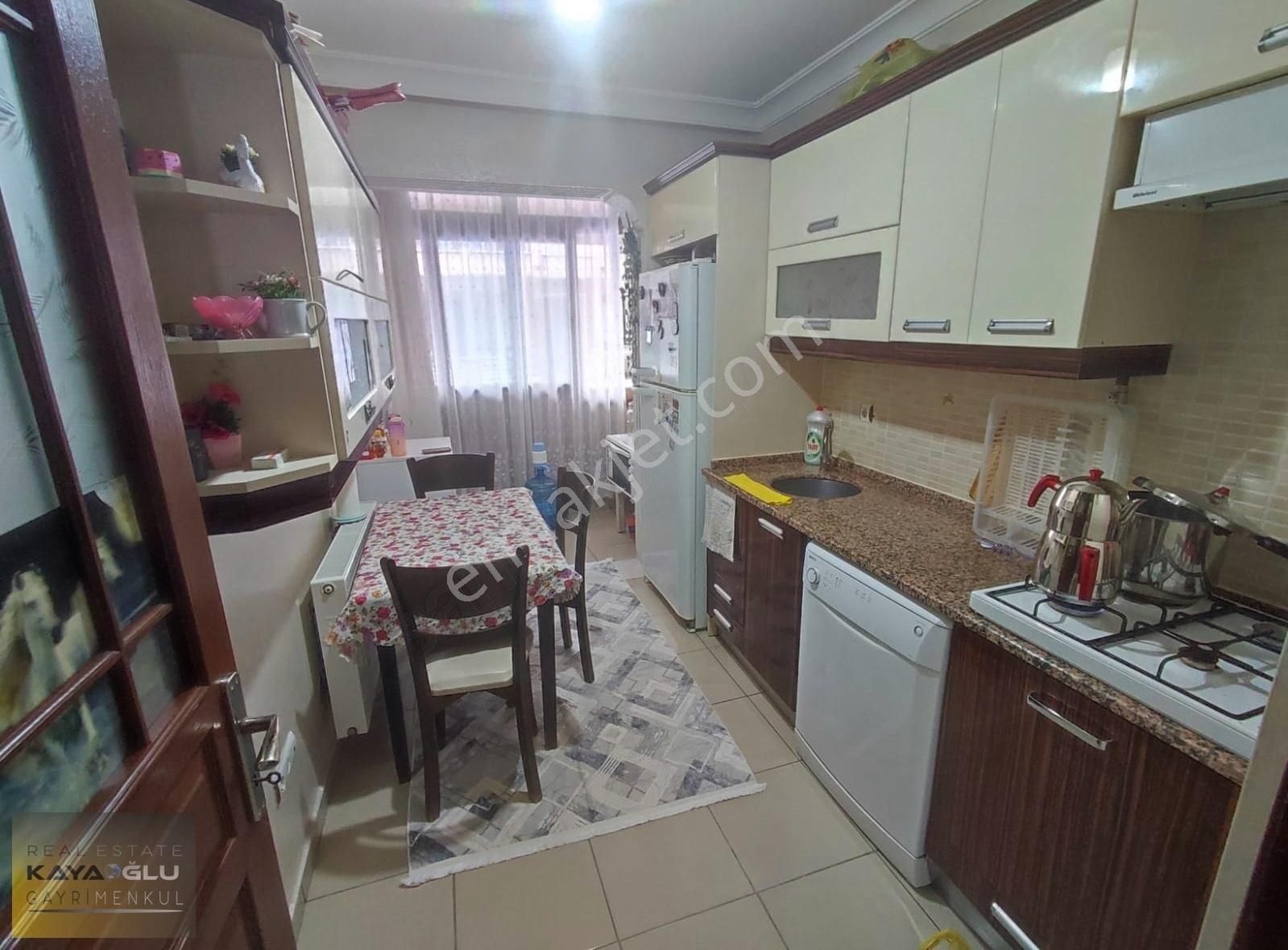 K.çiğlide Egekent Girişi Yakını 3+1 Ebeveyn Bany.satılık Daire