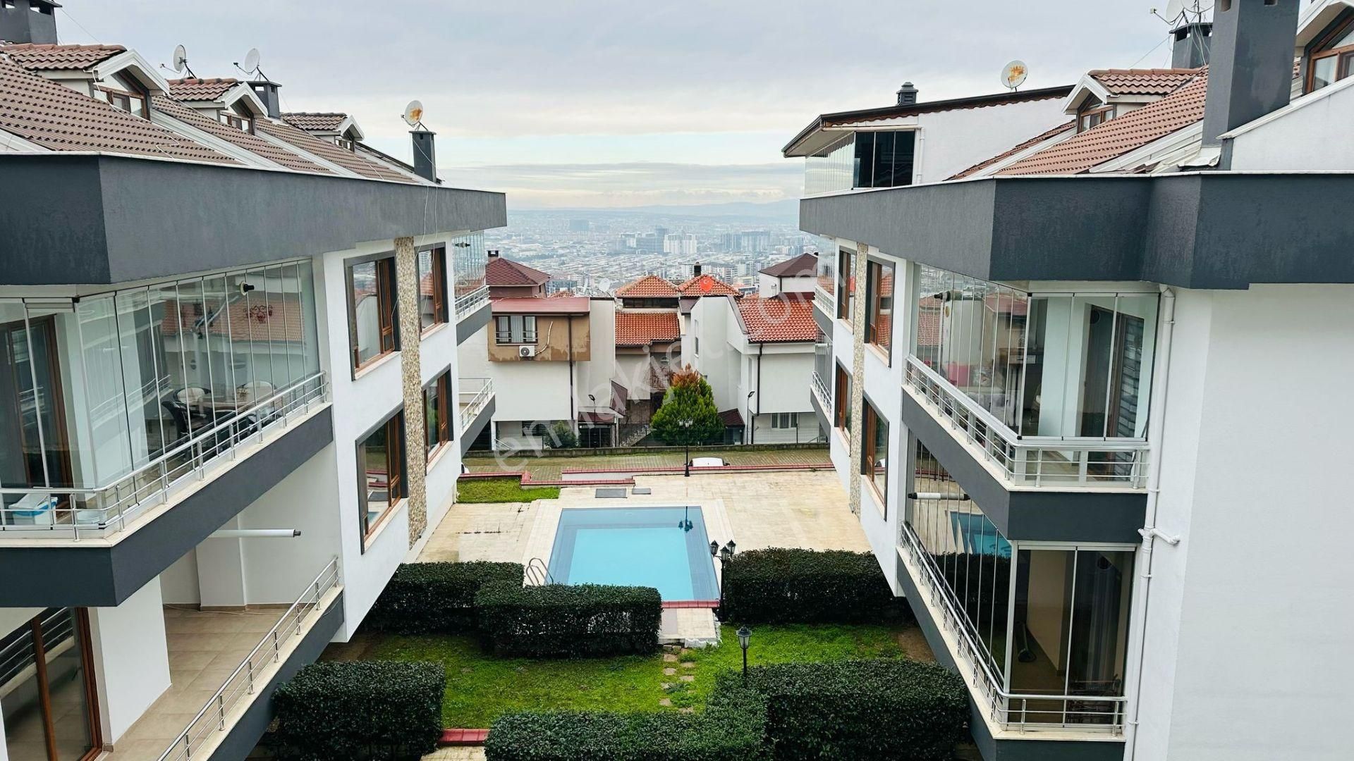 Nilüfer Kültür'de Havuzlu Lüks 3+1 Fırsat Daire