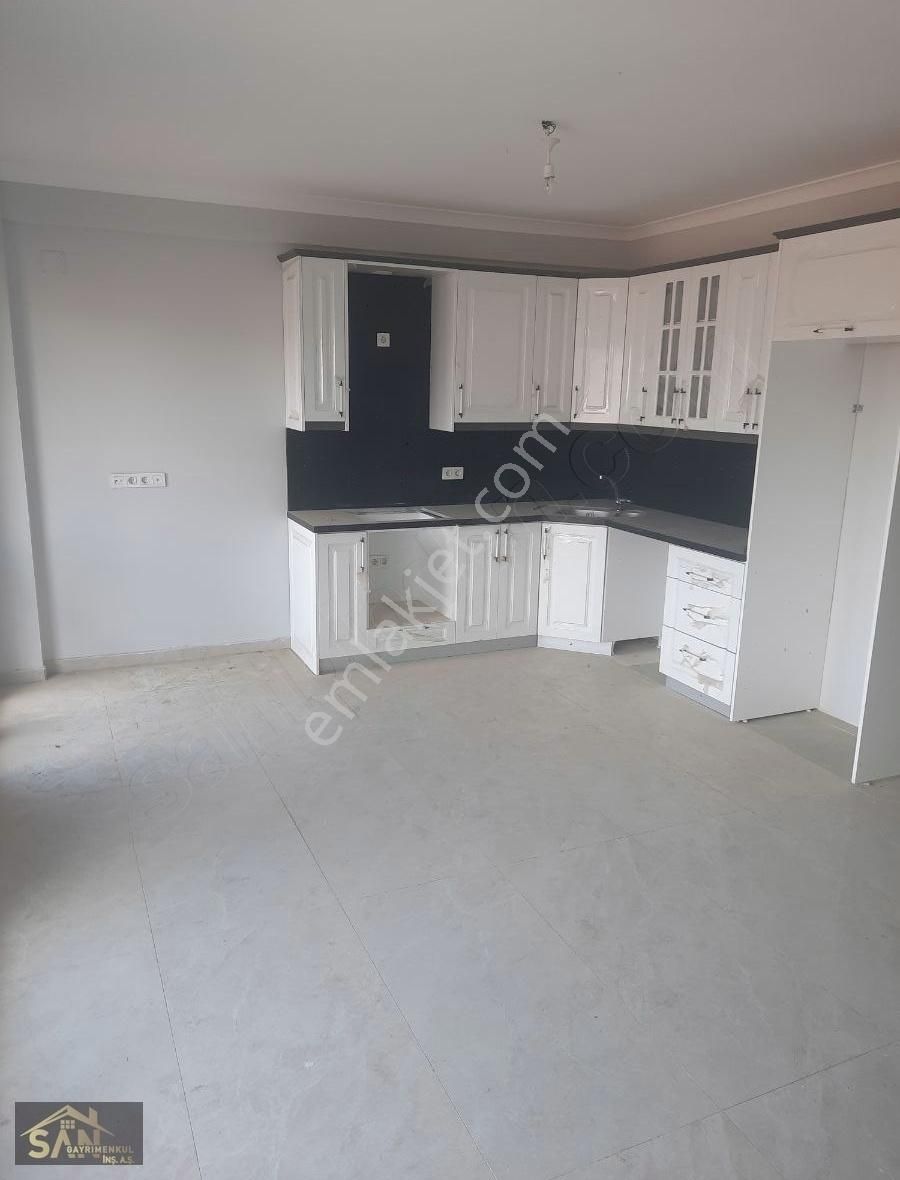 Urla Merkezde Satılık 3+1 Dublex Daire