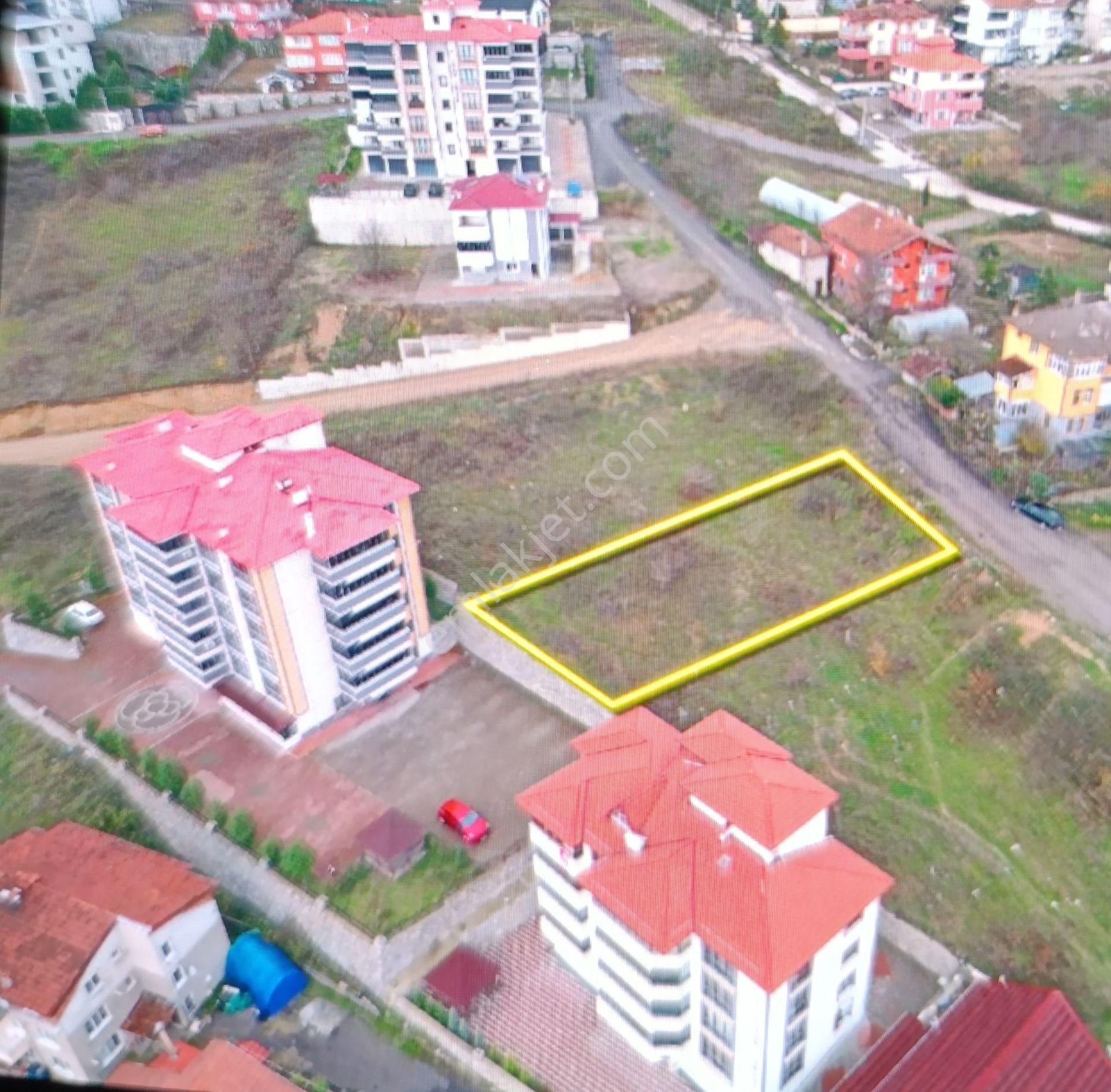 Merkezi Lokasyonda Satılık Konut İmarlı Fırsat Arsa