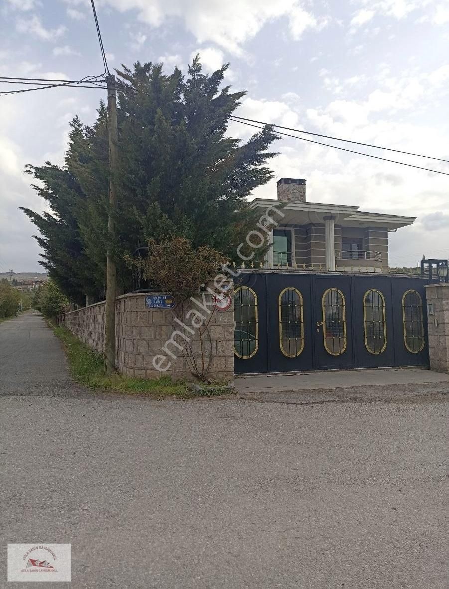 Becen De Bağımsız Bakımlı Villa