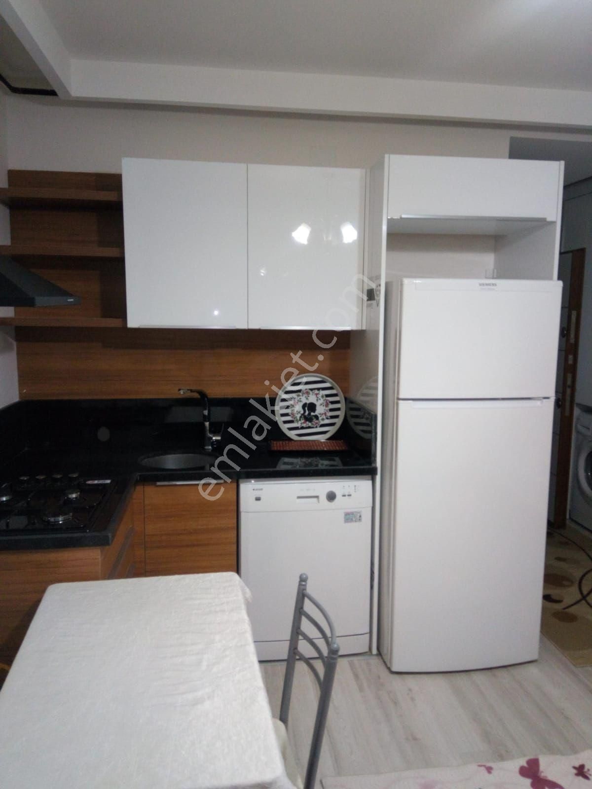 Birlik'ten 1+1 Eşyalı Yüksek Kredi İmkanlı Hasarsız Satılık Daire