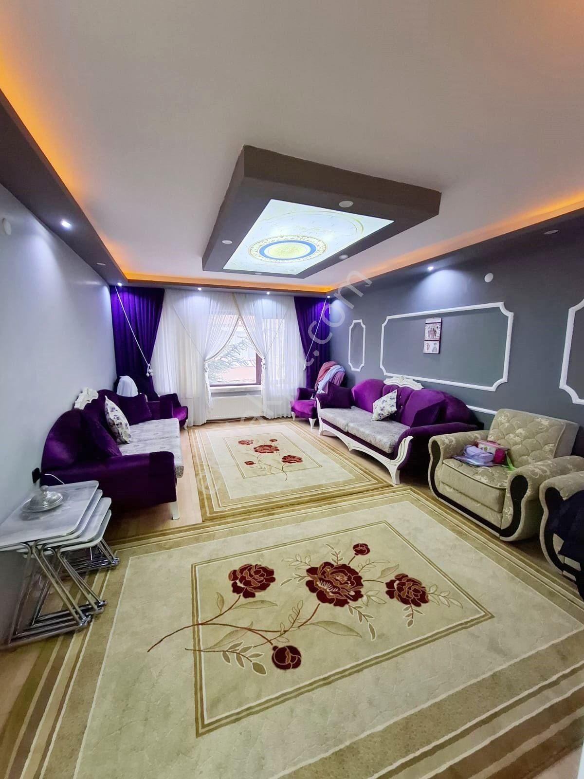 Evim Ankara'dan Bağlum'da Kafkas Kent Sitesi'nde Arakatta Full Yapılı Asansörlü İskanlı Kaçmaz!!