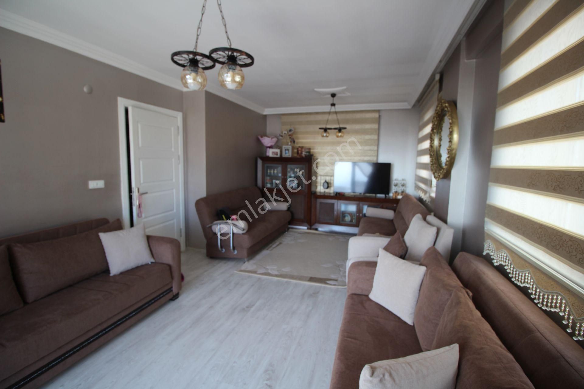 Kocaeli İzmitte Deniz Manzarali 145m2 3+1 Arakat Dubleks Daire
