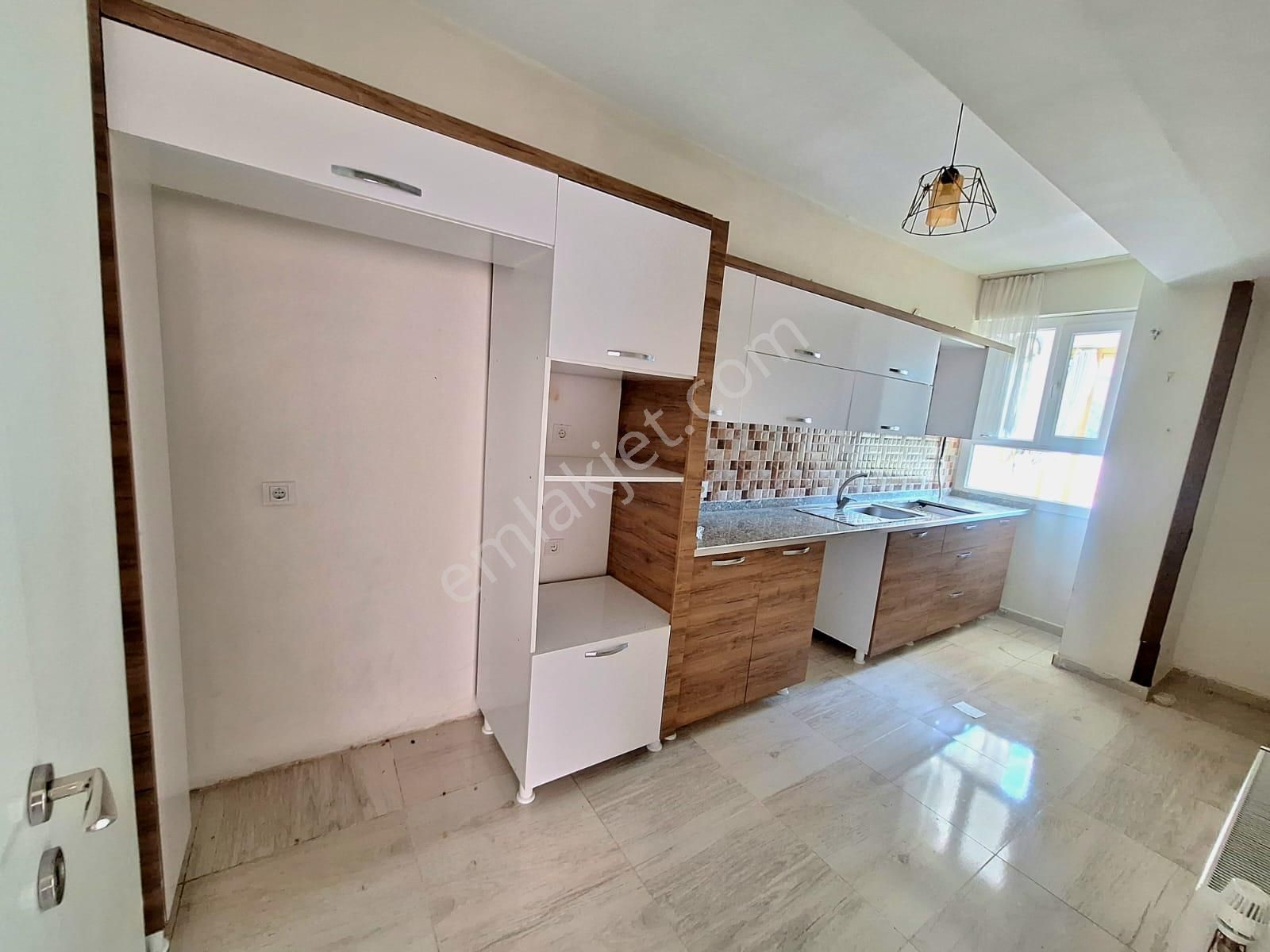 Mountaın Gayrimenkul'den Havaalanı Kavşağı 3+1 Yüksek Giriş