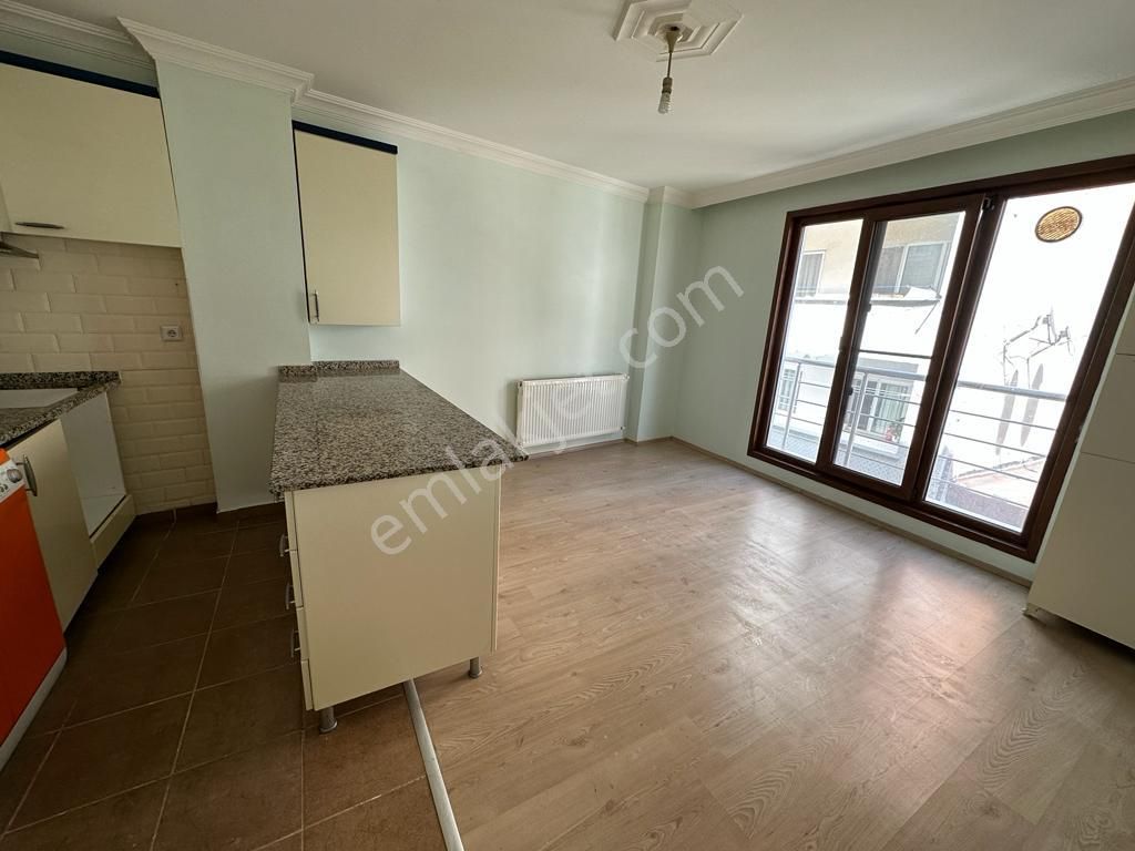 Çeliktepe'de,ara Kat,asansörlü,2+1 Satılık Daire Artum'dan