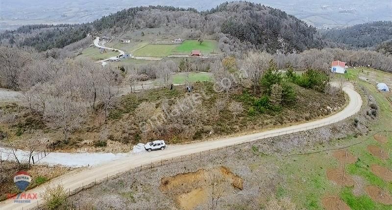 Biga Akkayrakta 9.250 M² Yatırımlık Arazi!