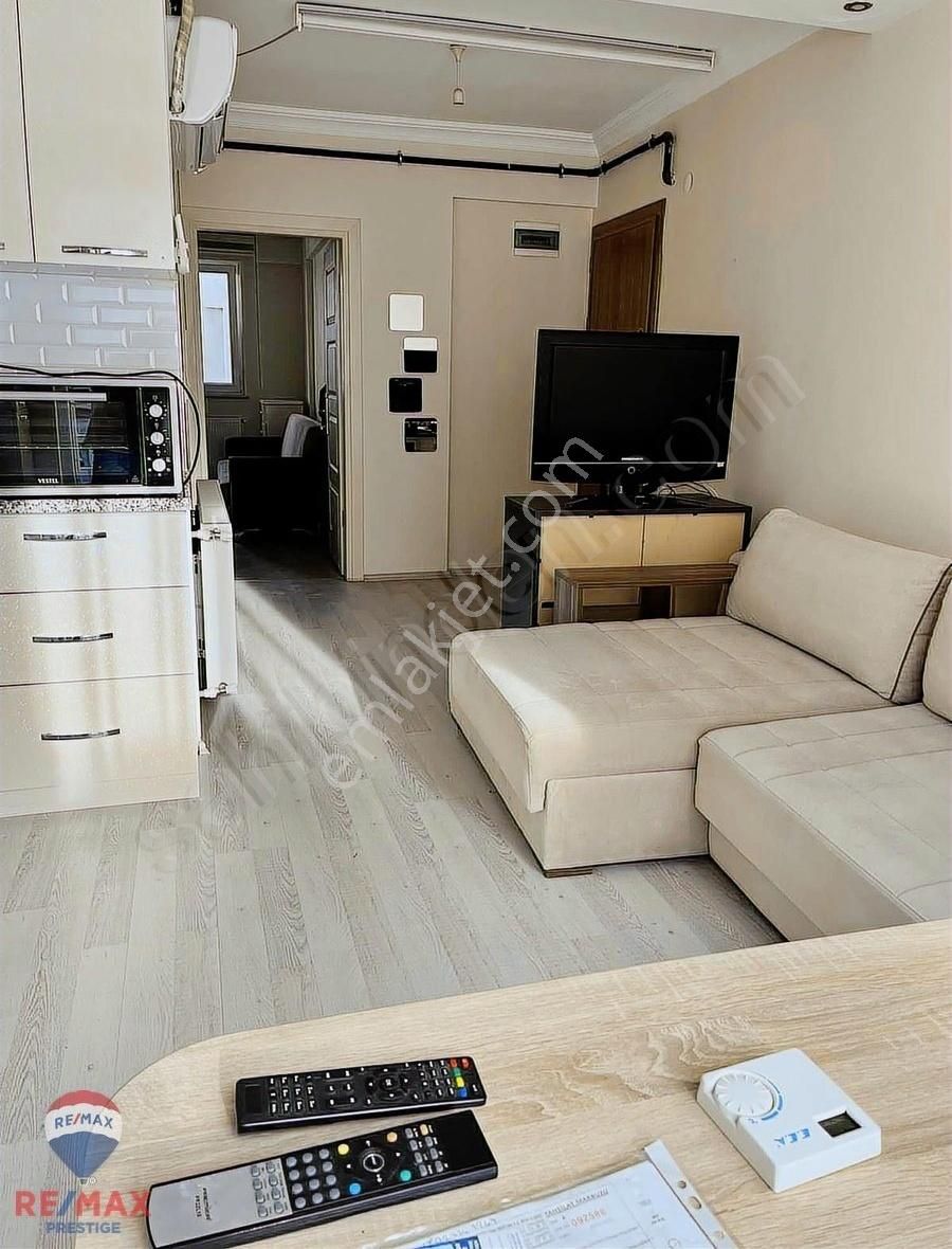 Cumhuriyet Mahallesinde 1+1 Eşyalı Kiralık Daire