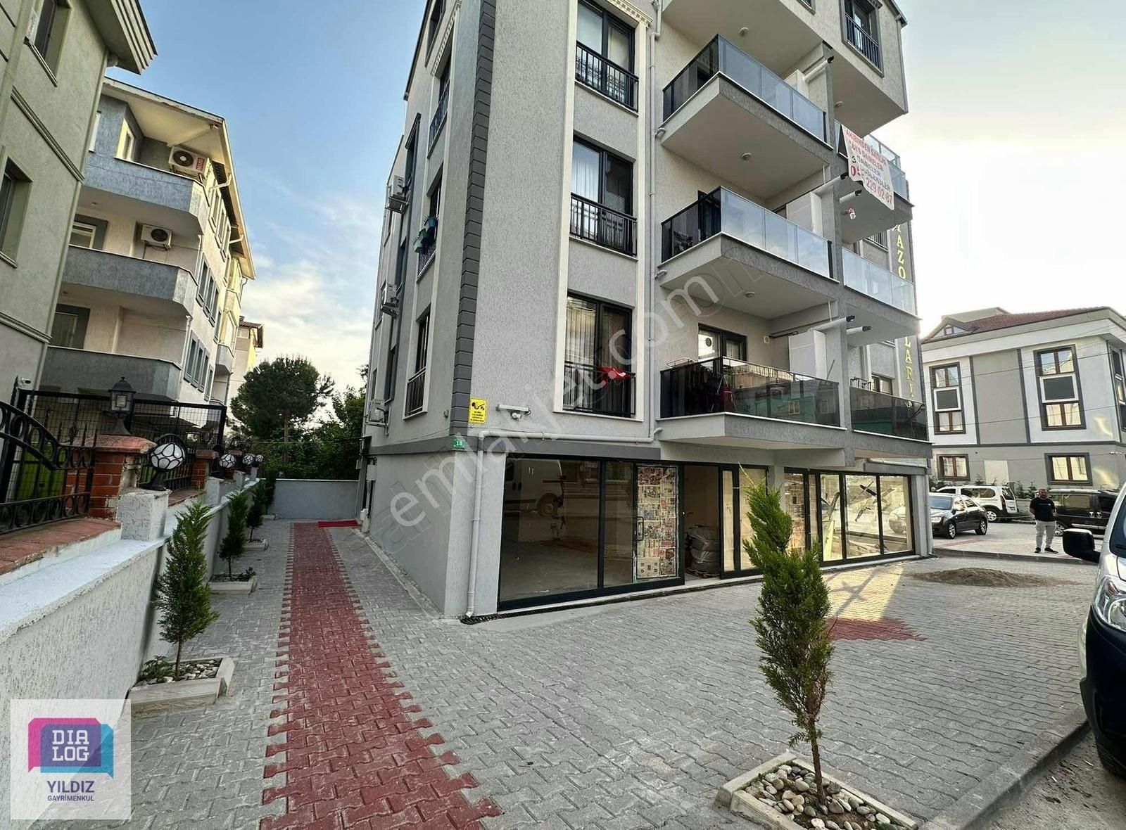 Dialog Yıldız / Emek Mh. İşlek Cadde De Satılık Dükkan