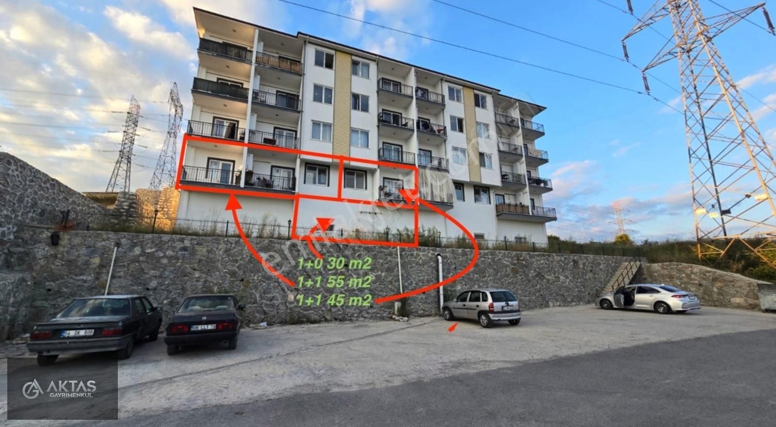 Serdivan Kemalpaşa Mah. Satılık Tek Tapu 3 Daire