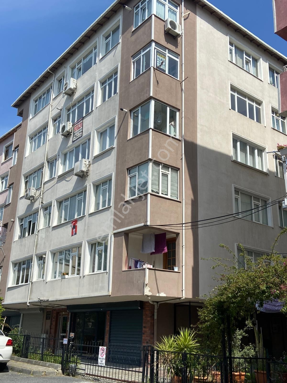 Kocamustafapaşa-tekel Blokları-oto Parklı-ramazanefendi Park Karşısı
