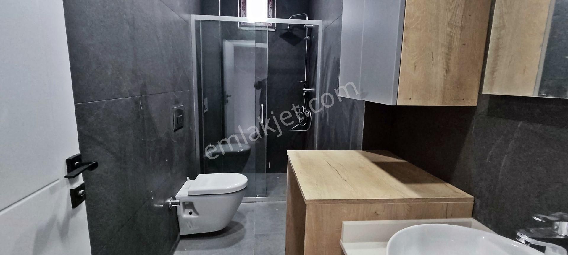 Mecidiyeköyde Satılık Daire 3+1 Asansörlü Kapalı Ototparklı Yeni Bina - Görsel 14