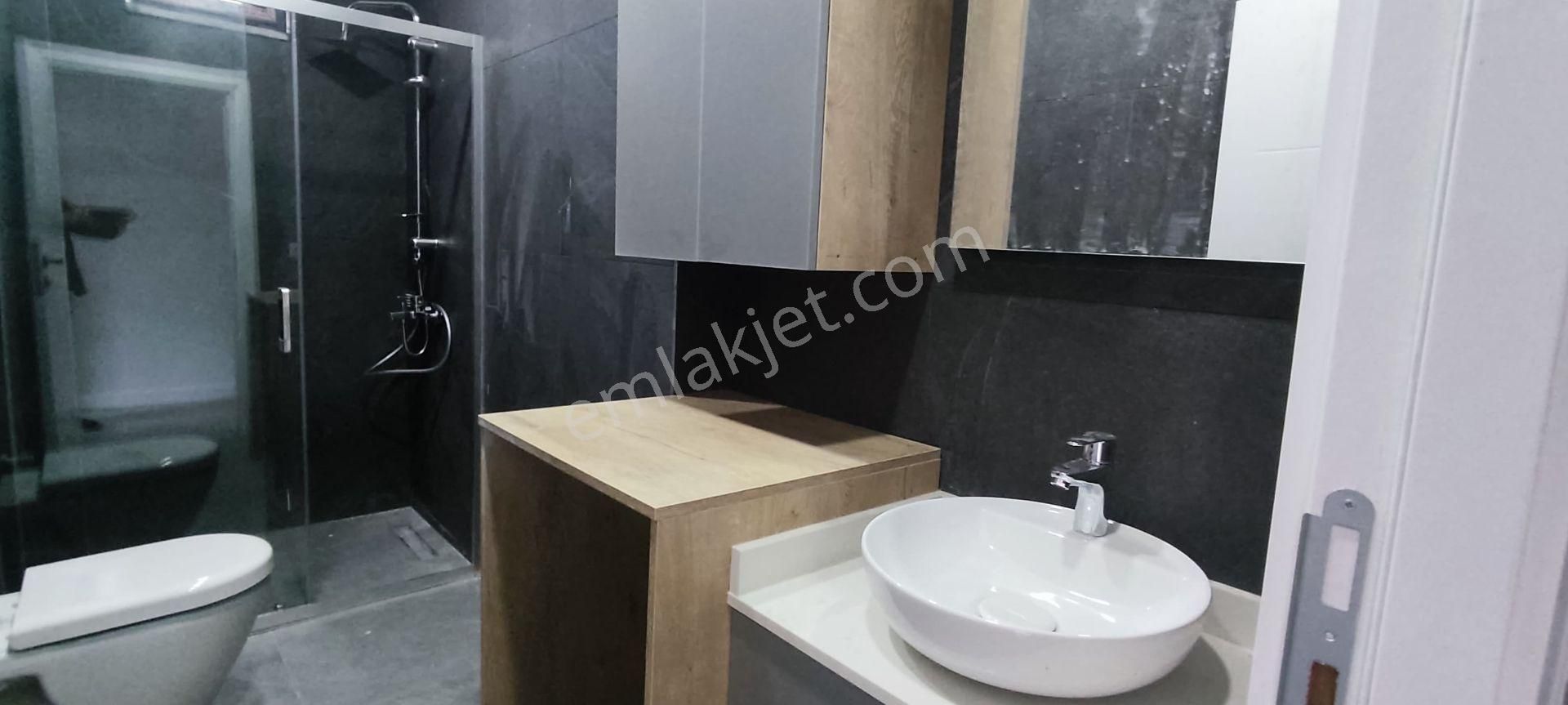 Mecidiyeköyde Satılık Daire 3+1 Asansörlü Kapalı Ototparklı Yeni Bina - Görsel 17