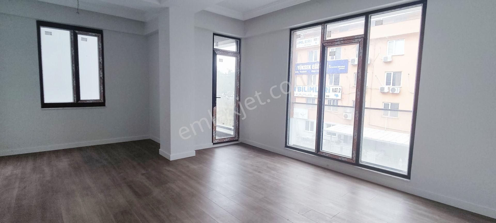 Mecidiyeköyde Satılık Daire 3+1 Asansörlü Kapalı Ototparklı Yeni Bina - Görsel 5