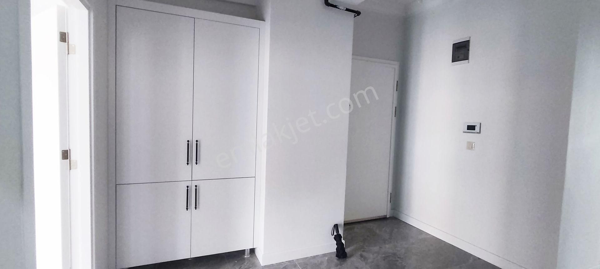 Mecidiyeköyde Satılık Daire 3+1 Asansörlü Kapalı Ototparklı Yeni Bina - Görsel 9