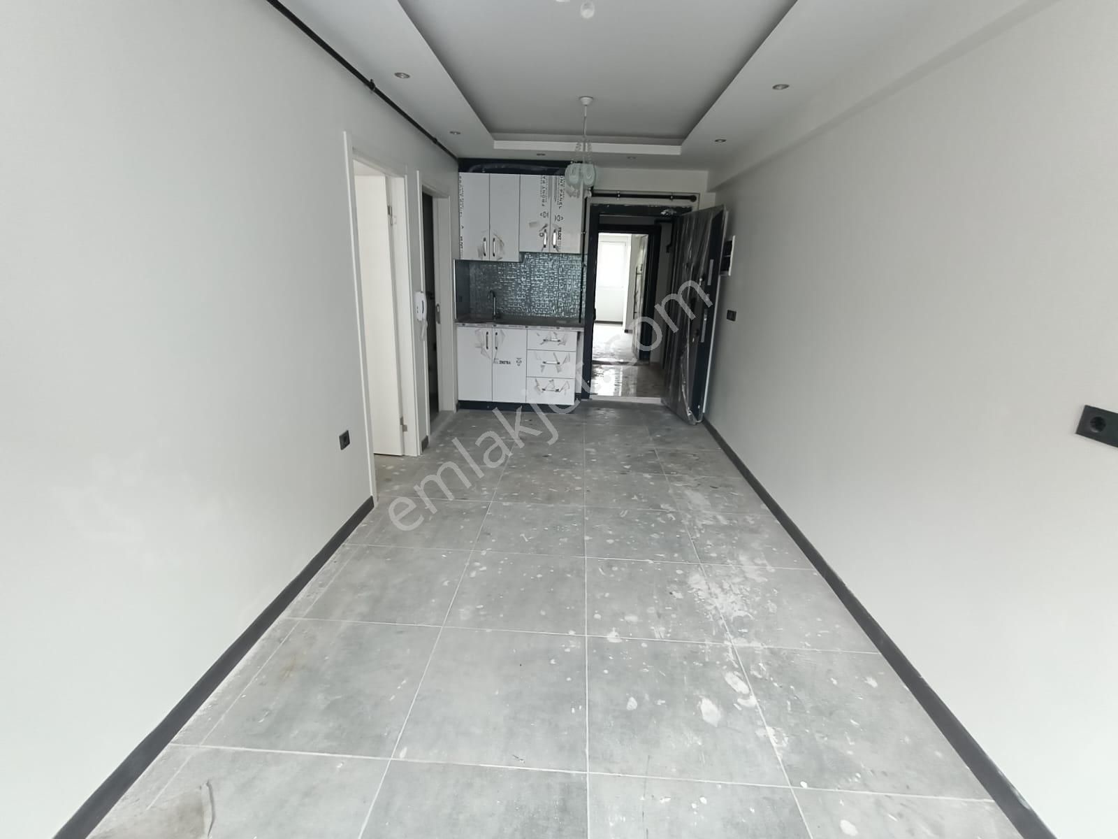 İlkim Emlaktan 15 Mayısta Satılık 2+2 Eşyasız Daire
