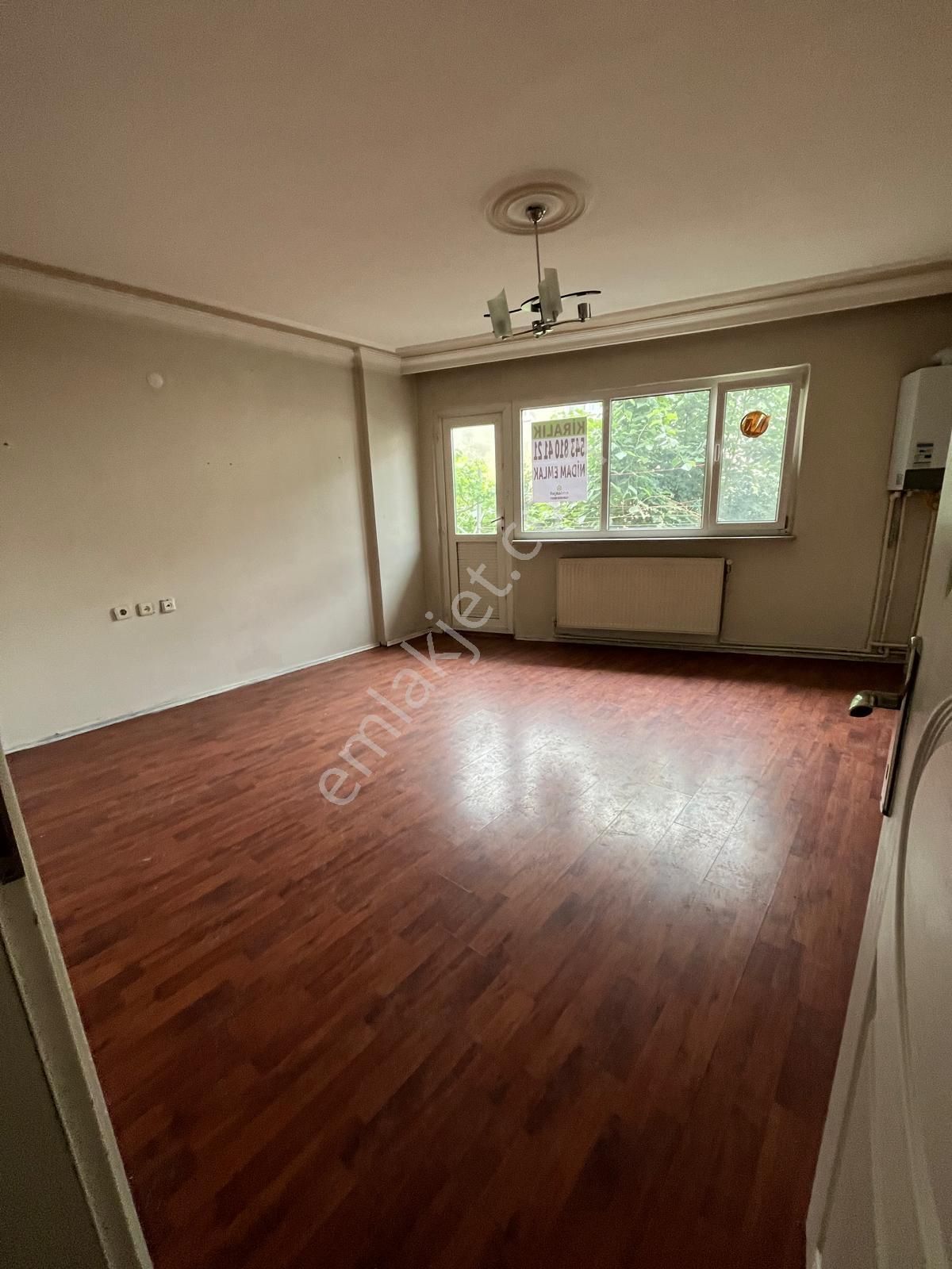 Nidamdan Emirsultanda 3+1 110m2 3.kat Kombili Asansörlü Kiralık
