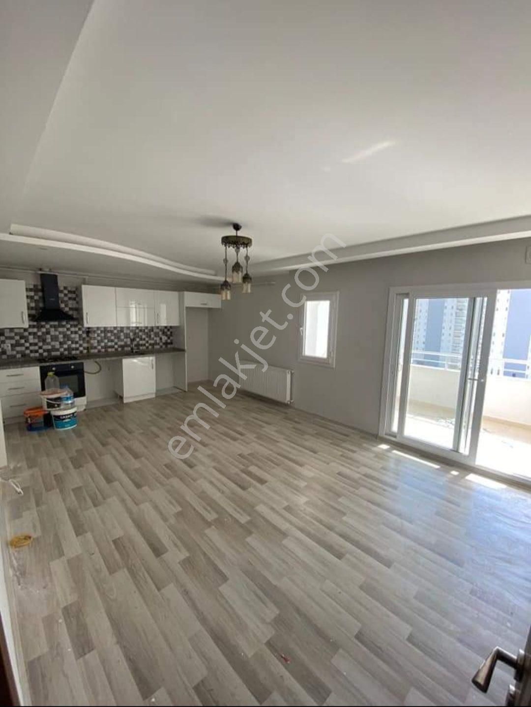 Birlik'ten 3+1 Geniş Oturumlu Kiralık Daire