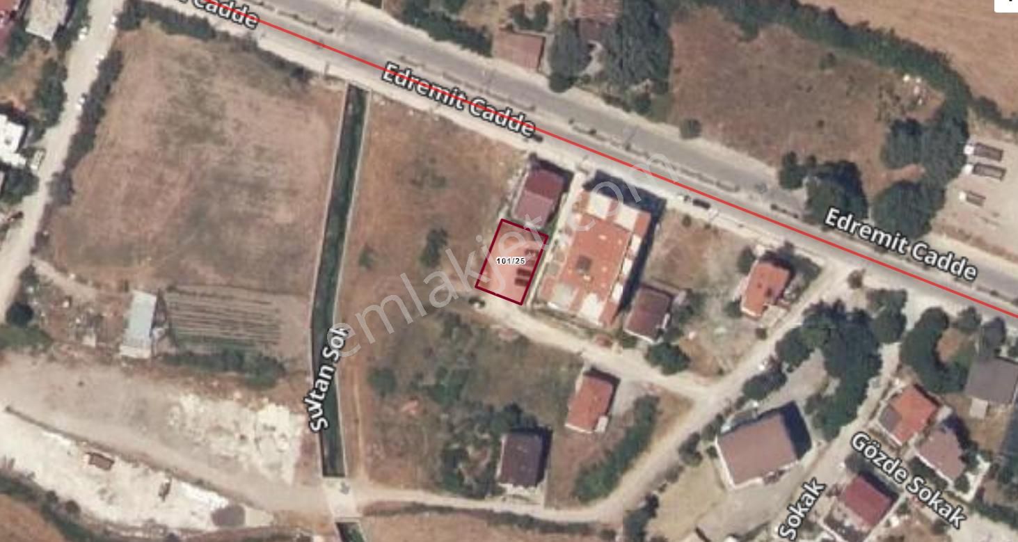 Turyap'tan Ayvacıkta Belediyeye Çok Yakın İmarlı Arsa