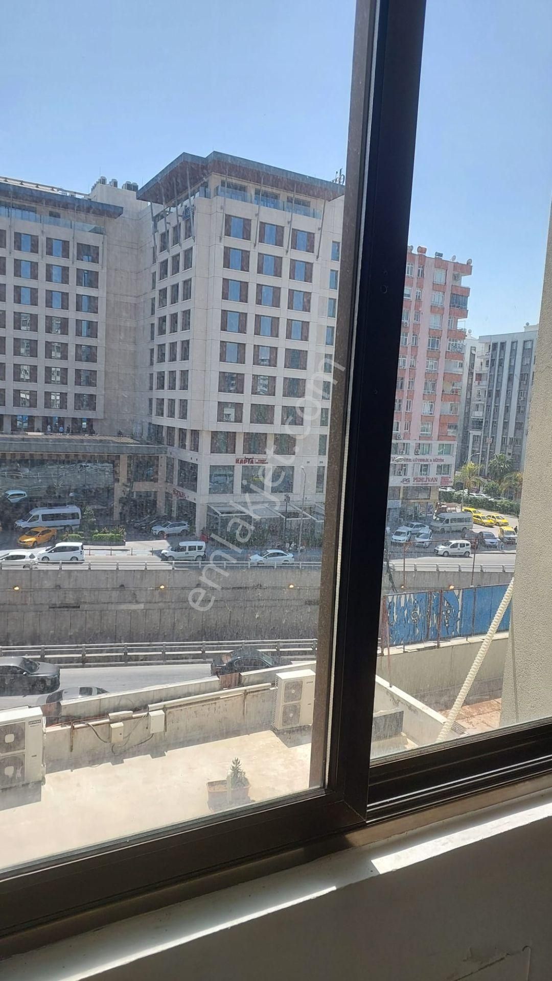 Adana Seyhan E-5 Üzeri Gizerler İş Mrk. Kiralık Ofis